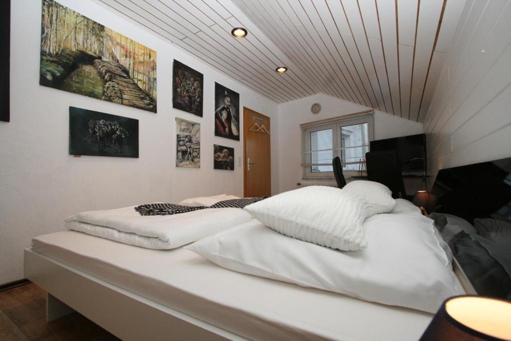 Hotel Artfarm Wiehl Bilik gambar